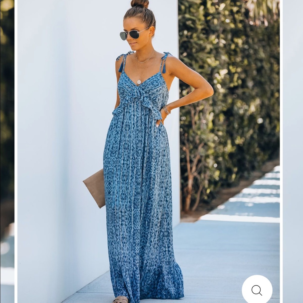 Vici No place I’d rather be metallic ruffle maxi
